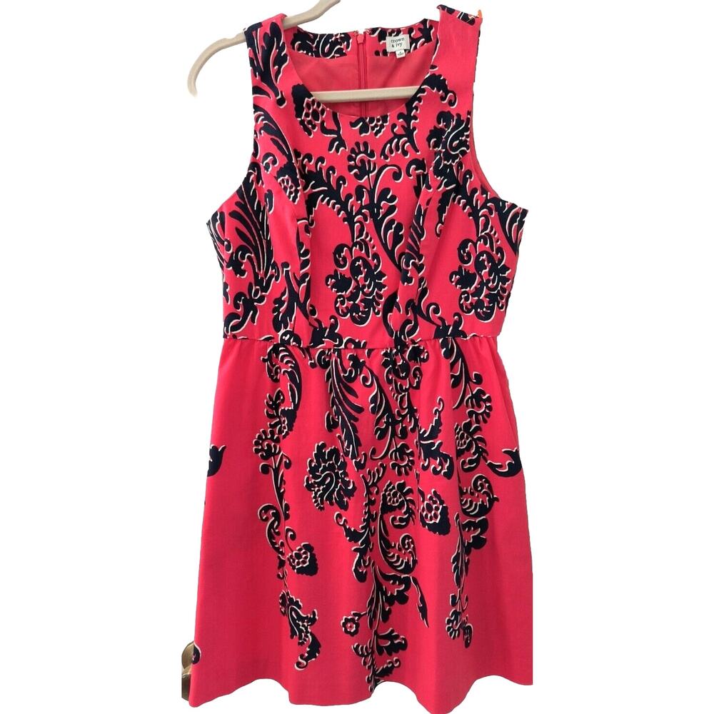 Crown & Ivy Shift Dress Women's Size 8 Red Black Paisley Sleeveless Pockets